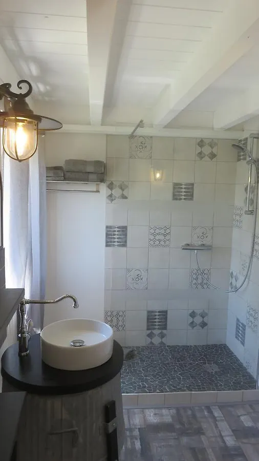 A La Belle Histoire Bed & Breakfast Chateauneuf-sur-Isere France